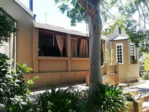 4 Bedroom House in De Rust