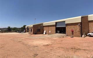 360 m² Industrial space in Muldersdrift