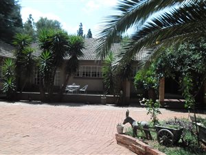 2 m² Farm in Mantevrede