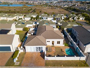 3 Bed House in Fernwood Estate