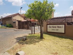 2 Bed Townhouse in Alan Manor