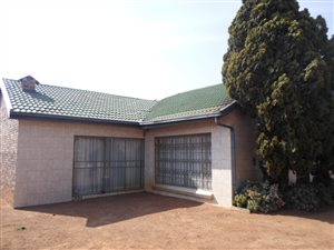 3 Bed House in Meyerton Park