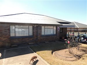 2 Bed House in South Hills