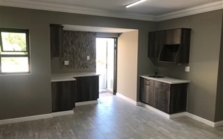 Bachelor apartment in Copperleaf Golf and Country Estate