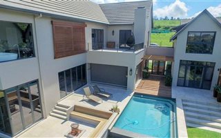 4 Bedroom House in Cotswold Downs Estate