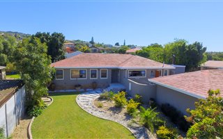 4 Bedroom House in Loevenstein