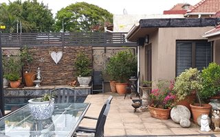 3 Bedroom Duplex in Morningside