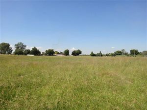 1213 m² Land available in Pongola