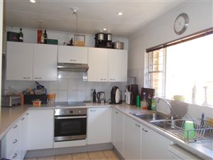 3 Bed Townhouse in Sundowner