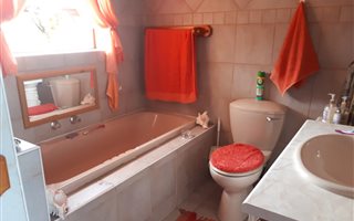 3 Bedroom House in Dana Bay