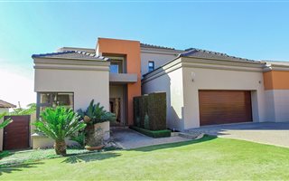 3 Bedroom House in Country View Estate