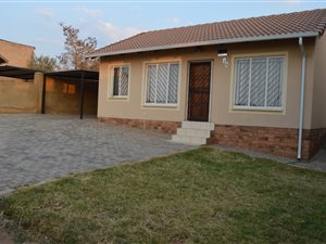3 Bed House in Cosmo City