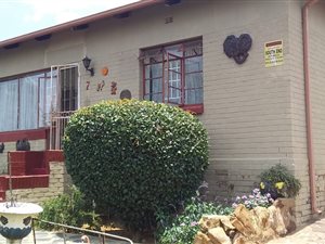 3 Bed House in South Hills