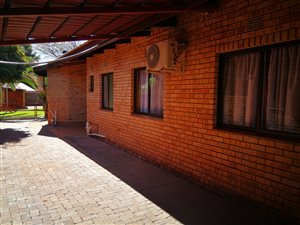 4 Bed House in Kathu