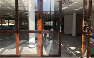 738 m² Commercial space in Morningside