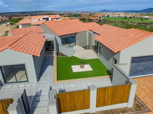 3 Bed House in Langebaan Country Estate