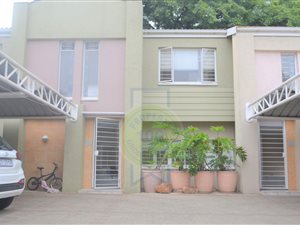 2 Bed Duplex in Montgomery Park