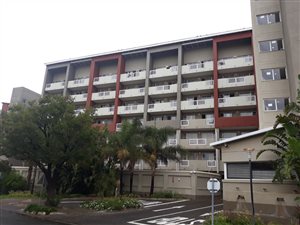 2 Bed Apartment in Universitas