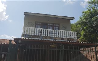 1 Bedroom Garden Cottage in West Acres