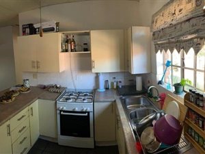 3 Bed Townhouse in Roylglen Gardens