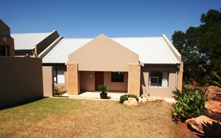 3 Bedroom House in Aqua Vista