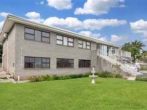 5 Bed House in The Links