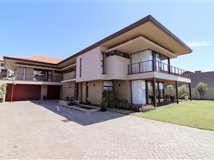 5 Bed House in Izinga Ridge