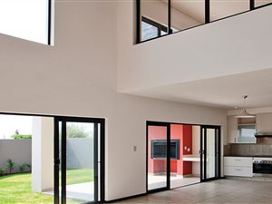 2 Bed Cluster in Lombardy Estate
