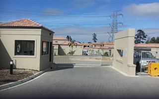 3 Bedroom House in Brackenfell Central