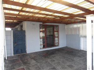 2 Bed Townhouse in Retreat