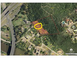 749 m² Land available in Abbotsford