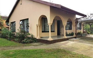 3 Bedroom House in Lotusville