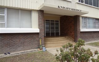 1 Bedroom Apartment in Humewood