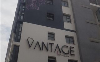 2 Bedroom Apartment in Parktown