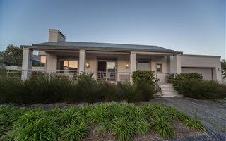 3 Bedroom House in Fernkloof
