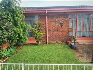 2 Bed Apartment in Hermanstad