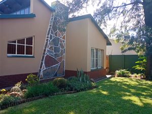 4 Bed House in Hermanstad