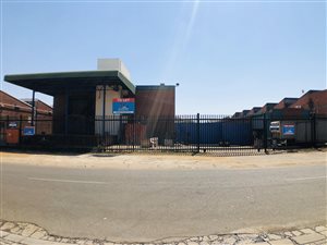 2600 m² Industrial space in Danville