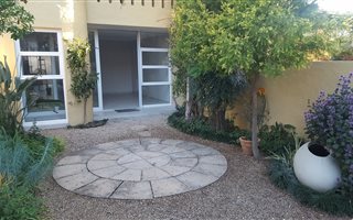 2 Bedroom Duplex in Bryanston West