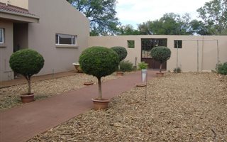 7 Bedroom House in Spitskop