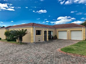 3 Bed Townhouse in Lorraine Manor