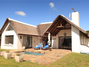 4 Bedroom House in St Francis Bay Canals