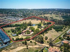 8 ha Farm in Kyalami Hills