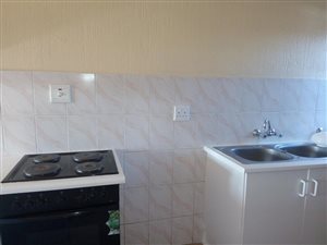 3 Bed Simplex in Arboretum