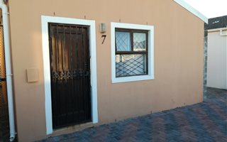 2 Bedroom House in Phoenix