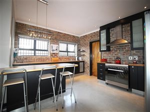 4 Bed House in Sonkring
