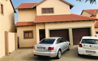 3 Bedroom Townhouse in Noordwyk