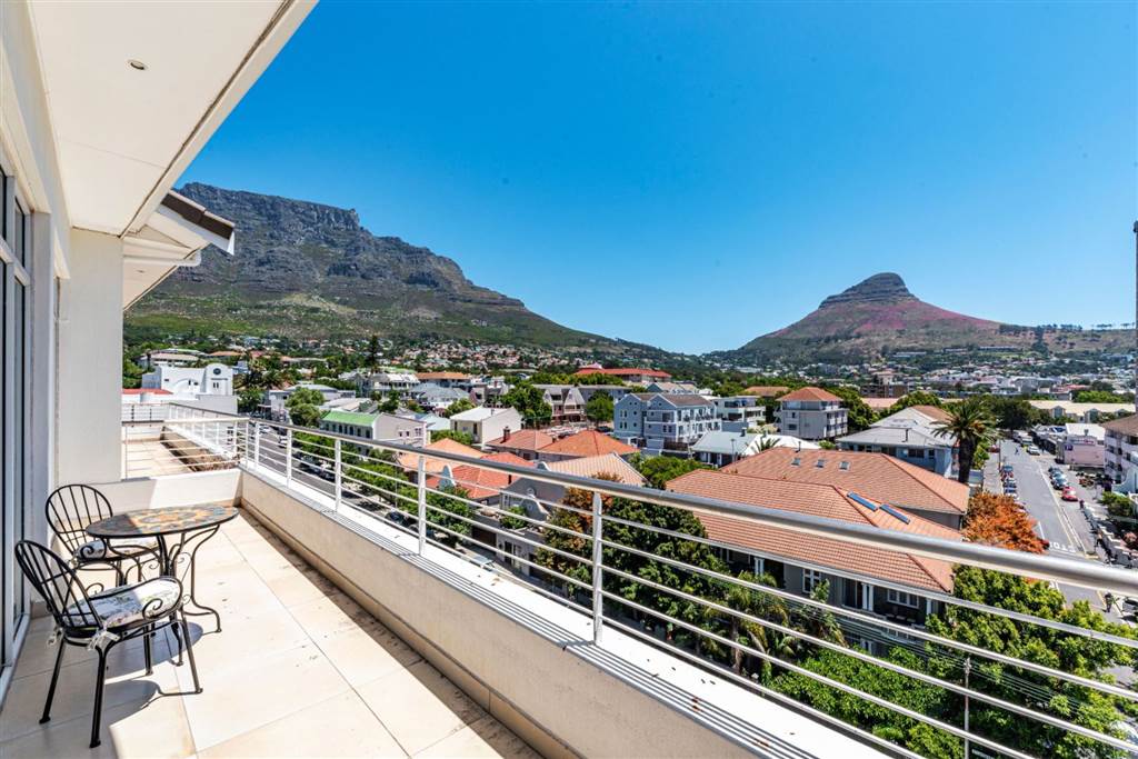2 Bed Apartment for sale in Vredehoek | T2226925 | Private ...