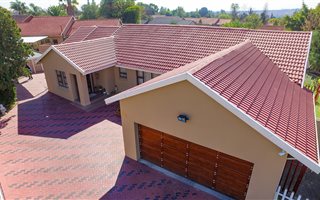 3 Bedroom House in Norkem Park