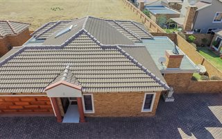 3 Bedroom Cluster in Newmarket Park